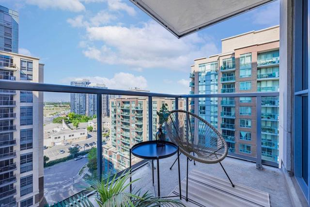 1406 - 5 Michael Power Pl, Condo with 1 bedrooms, 1 bathrooms and 1 parking in Toronto ON | Image 20