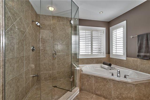 2473 Tesla Cres, House detached with 4 bedrooms, 4 bathrooms and 4 parking in Oakville ON | Image 11