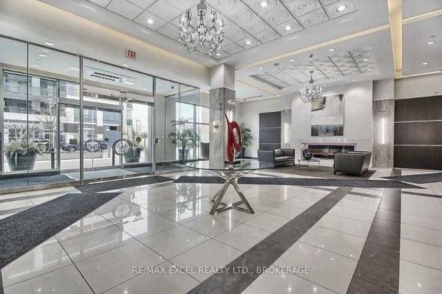 2029 - 7161 Yonge St, Condo with 1 bedrooms, 1 bathrooms and 1 parking in Markham ON | Image 6