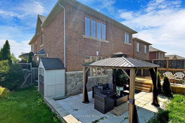 718 Peter Hall Dr, House detached with 4 bedrooms, 4 bathrooms and 6 parking in Newmarket ON | Image 30