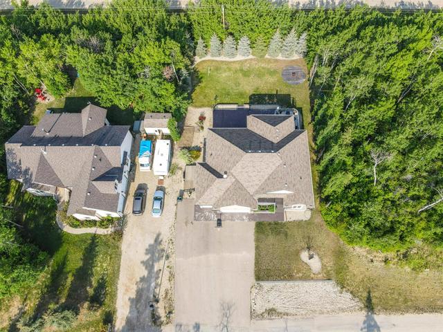 120 Wolf Run Drive, House detached with 5 bedrooms, 3 bathrooms and 3 parking in Ponoka County AB | Image 32
