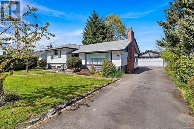 733 Castle St, House detached with 3 bedrooms, 2 bathrooms and 1 parking in Duncan BC | Image 39
