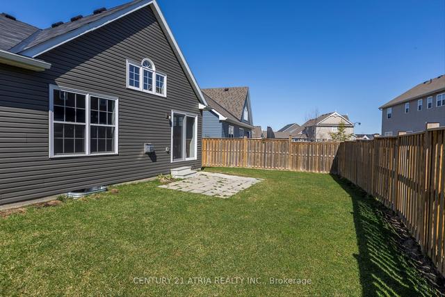 349 Noftall Gdns E, House detached with 2 bedrooms, 3 bathrooms and 6 parking in Peterborough ON | Image 24