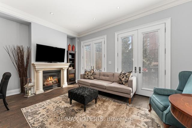 9 Fairholme Ave, House detached with 3 bedrooms, 4 bathrooms and 4 parking in Toronto ON | Image 10