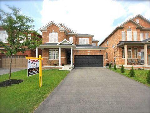 80 Amaranth Cres, House detached with 4 bedrooms, 3 bathrooms and 2 parking in Brampton ON | Image 1