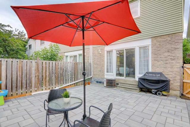 74 Rakewood Cres, House semidetached with 3 bedrooms, 4 bathrooms and 3 parking in Toronto ON | Image 33
