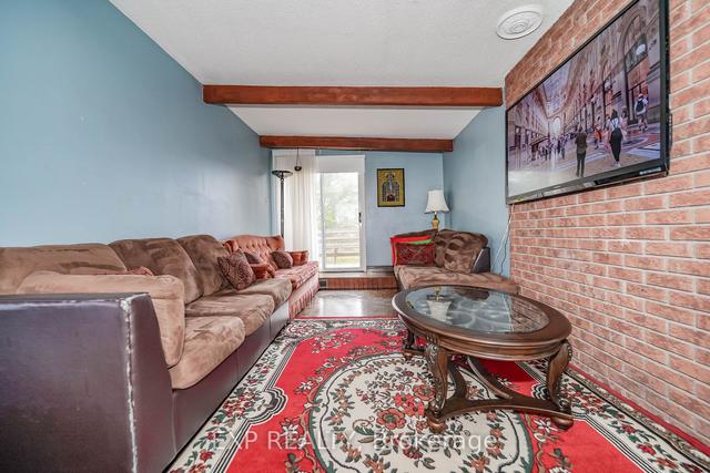 12164 Hurontario St, House detached with 3 bedrooms, 2 bathrooms and 8 parking in Brampton ON | Image 33