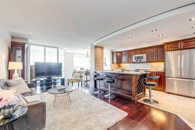 1603 - 4450 Tucana Crt, Condo with 2 bedrooms, 2 bathrooms and 2 parking in Mississauga ON | Image 3