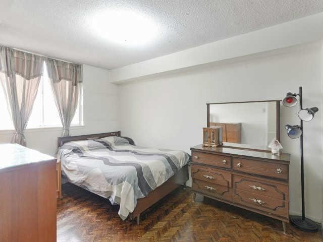 1002 - 120 Dundalk Dr, Condo with 3 bedrooms, 2 bathrooms and 1 parking in Toronto ON | Image 13