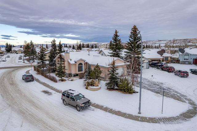 14 West Andison Close, House detached with 4 bedrooms, 3 bathrooms and 6 parking in Calgary AB | Image 36
