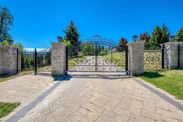 12 Woodland Acres Cres, House detached with 5 bedrooms, 7 bathrooms and 19 parking in Vaughan ON | Image 29