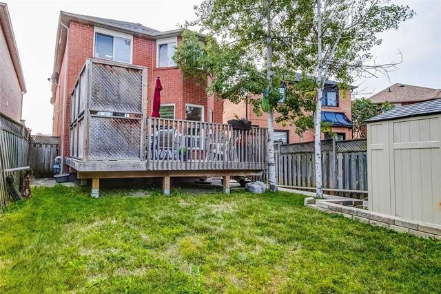 32 Forestgrove Circ, House detached with 3 bedrooms, 4 bathrooms and 6 parking in Brampton ON | Image 30
