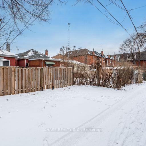 73 Cedar Ave, House detached with 2 bedrooms, 1 bathrooms and 2 parking in Hamilton ON | Image 21