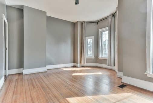 36 Robert St, House semidetached with 4 bedrooms, 3 bathrooms and null parking in Toronto ON | Image 9