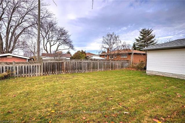 45 Chestnut St W, House detached with 3 bedrooms, 4 bathrooms and 6 parking in St. Catharines ON | Image 20