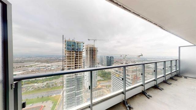 5005 - 950 Portage Pkwy, Condo with 2 bedrooms, 2 bathrooms and 0 parking in Vaughan ON | Image 5