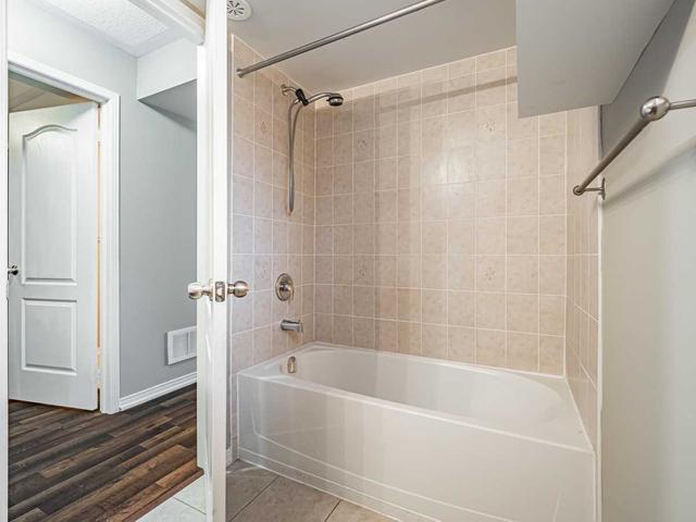 8 - 2500 Post Rd, Townhouse with 2 bedrooms, 2 bathrooms and 1 parking in Oakville ON | Image 6