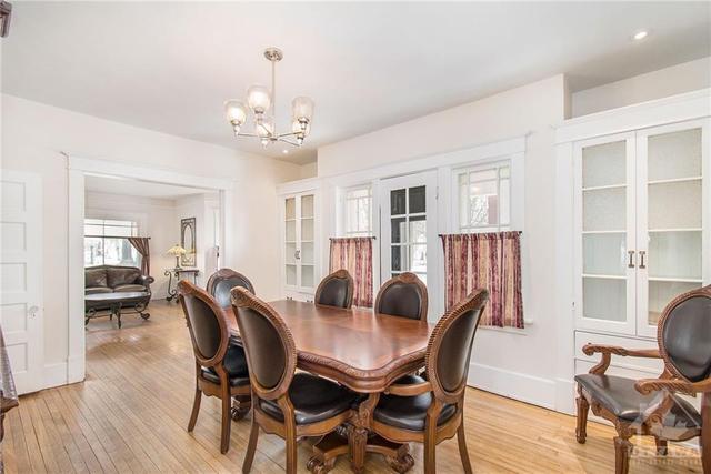 102 King Street, House detached with 5 bedrooms, 2 bathrooms and 5 parking in North Dundas ON | Image 8