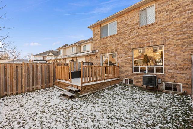 2420 Baintree Cres, House attached with 3 bedrooms, 3 bathrooms and 2 parking in Oakville ON | Image 21