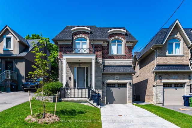 40 Brooklawn Ave, House detached with 4 bedrooms, 5 bathrooms and 3 parking in Toronto ON | Image 1