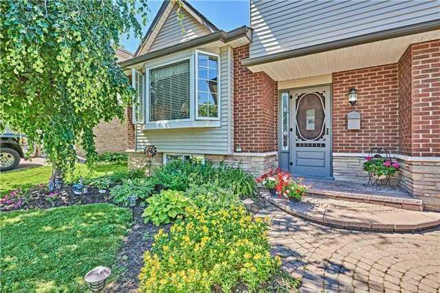 40 Carruthers Dr, House detached with 3 bedrooms, 3 bathrooms and 2 parking in Clarington ON | Image 5