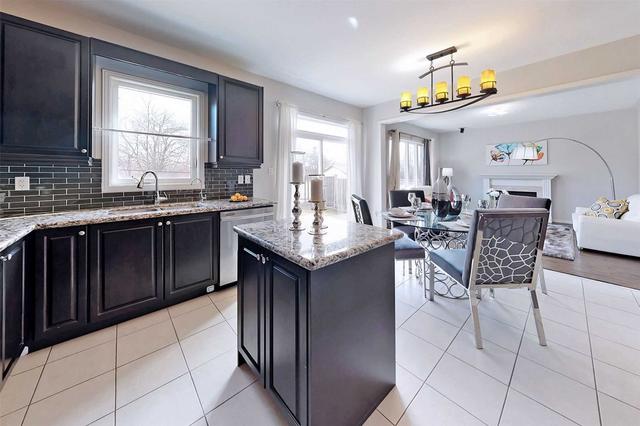 100 Gar Lehman Ave, House detached with 4 bedrooms, 3 bathrooms and 4 parking in Markham ON | Image 9