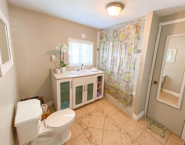 32 Lorne St, House detached with 3 bedrooms, 2 bathrooms and 3 parking in St. Catharines ON | Image 16