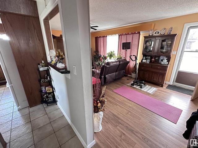 9740 99 St, House detached with 4 bedrooms, 2 bathrooms and null parking in Westlock AB | Image 7