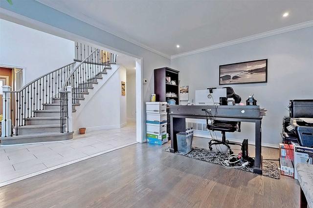 4 Settler Crt, House detached with 4 bedrooms, 4 bathrooms and 5 parking in Brampton ON | Image 36