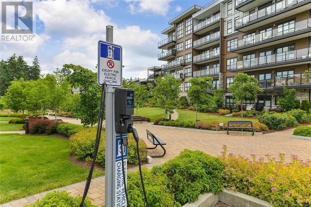 209 - 745 Travino Lane, Condo with 1 bedrooms, 1 bathrooms and 1 parking in Saanich BC | Image 41