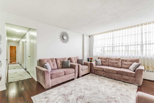 909 - 80 Grandravine Dr, Condo with 3 bedrooms, 1 bathrooms and 1 parking in Toronto ON | Image 8