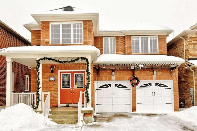 571 Forsyth Farm Dr, House detached with 4 bedrooms, 3 bathrooms and 4 parking in Whitchurch Stouffville ON | Image 1