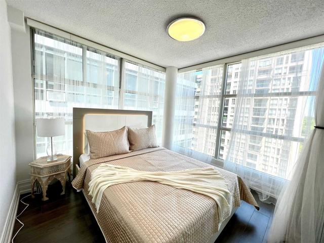 1101 - 409 Bloor St, Condo with 2 bedrooms, 2 bathrooms and 1 parking in Toronto ON | Image 7
