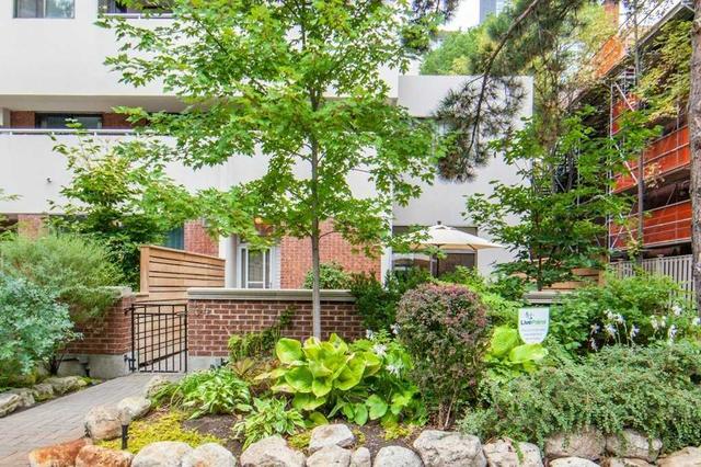 th94 - 86 Gloucester St, Townhouse with 2 bedrooms, 3 bathrooms and 2 parking in Toronto ON | Image 17