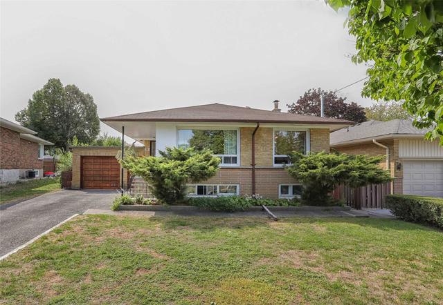 39 Elvaston Dr, House detached with 3 bedrooms, 2 bathrooms and 4 parking in Toronto ON | Image 12