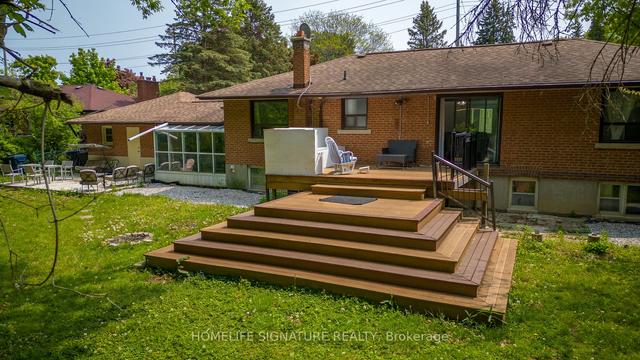 559 Rouge Hills Dr, House detached with 3 bedrooms, 2 bathrooms and 12 parking in Toronto ON | Image 26