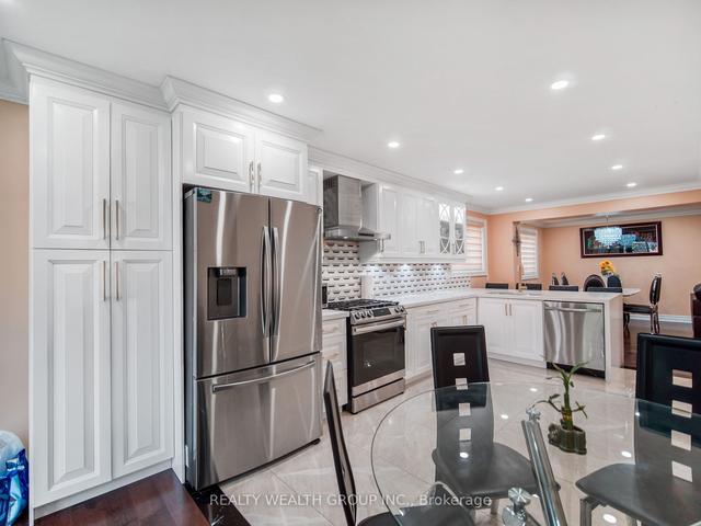 47 Kentish Cres E, House detached with 4 bedrooms, 10 bathrooms and 4 parking in Toronto ON | Image 10