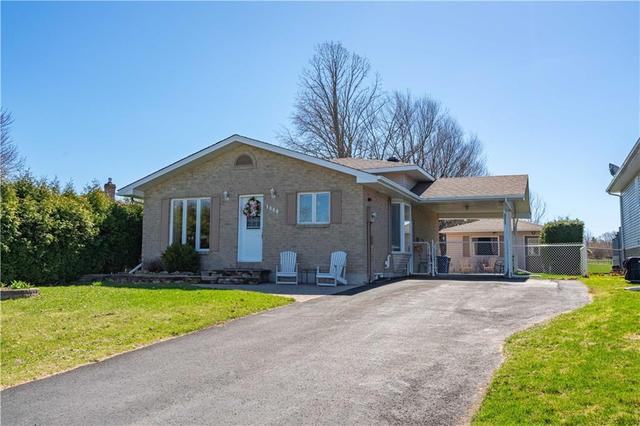 1888 Belvedere Crescent, House detached with 3 bedrooms, 2 bathrooms and 5 parking in Cornwall ON | Image 1
