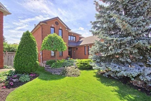 5194 Sunrise Crt, House detached with 4 bedrooms, 4 bathrooms and 4 parking in Mississauga ON | Image 1