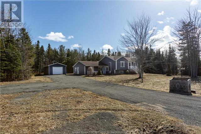 71 Niagara, House detached with 2 bedrooms, 3 bathrooms and null parking in Coverdale NB | Image 1