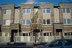 th29 - 290 Village Green Sq, Townhouse with 3 bedrooms, 3 bathrooms and 2 parking in Toronto ON | Image 1