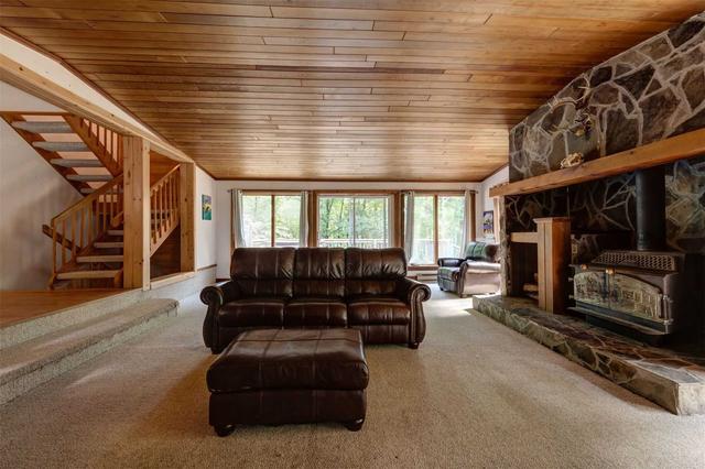 282 Highway 118 Hllw, House detached with 3 bedrooms, 3 bathrooms and 12 parking in Faraday ON | Image 5