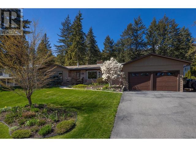 1618 Blackwood Drive, House detached with 4 bedrooms, 3 bathrooms and 8 parking in West Kelowna BC | Image 3