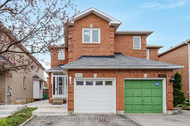 5649 Cortina Cres, House semidetached with 3 bedrooms, 4 bathrooms and 3 parking in Mississauga ON | Image 1