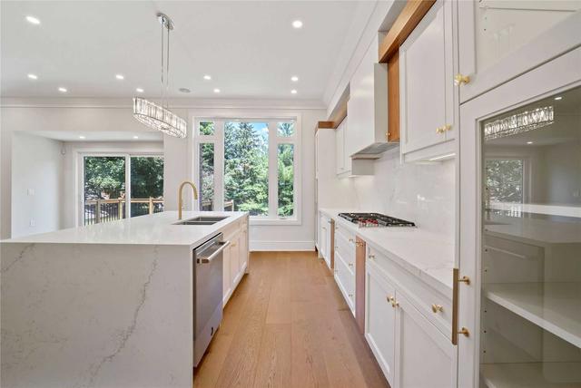 116 Park Home Ave, House detached with 4 bedrooms, 6 bathrooms and 5 parking in Toronto ON | Image 7