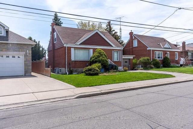 49 Anthony Rd, House detached with 3 bedrooms, 2 bathrooms and 3 parking in Toronto ON | Image 4