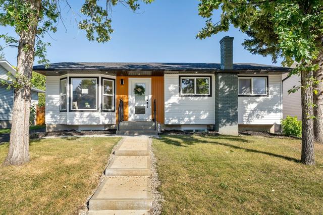 392 Cantrell Drive Sw, House detached with 5 bedrooms, 3 bathrooms and 4 parking in Calgary AB | Image 26
