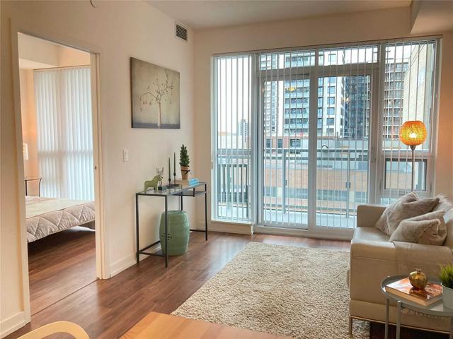 904 - 89 Dunfield Ave, Condo with 1 bedrooms, 1 bathrooms and 1 parking in Toronto ON | Image 7
