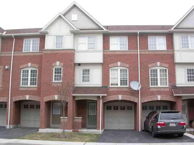 101 - 3030 Breakwater Crt, Townhouse with 3 bedrooms, 3 bathrooms and 2 parking in Mississauga ON | Image 1
