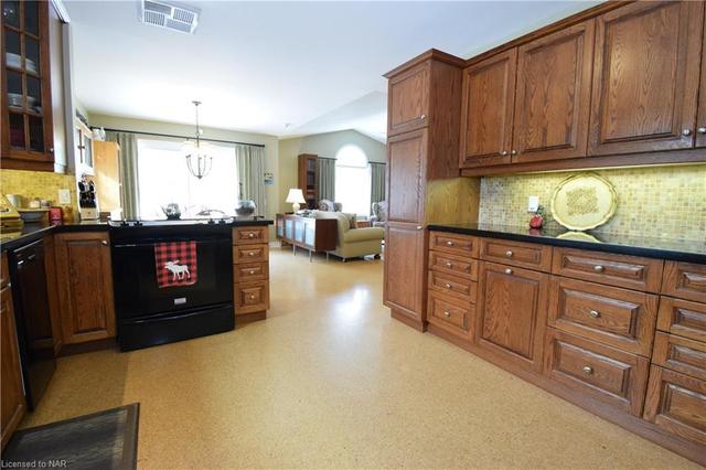 511 Charlotte Street, House detached with 6 bedrooms, 6 bathrooms and null parking in Niagara on the Lake ON | Image 32